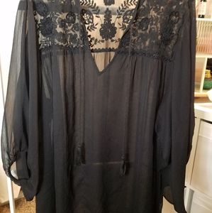 Torrid Bat Wing Long Sleeved Tie Front Hippie top